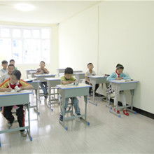 大冶市瘋狂龍博士教育咨詢服務中心 教育咨詢服務的創新與實踐